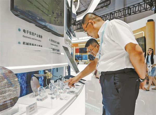 在线配资炒股开户服务 投洽会期间厦门火炬高新区共有41个项目完成签约 计划总投资约433亿元